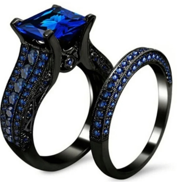 Ring - Picture 2 of 3